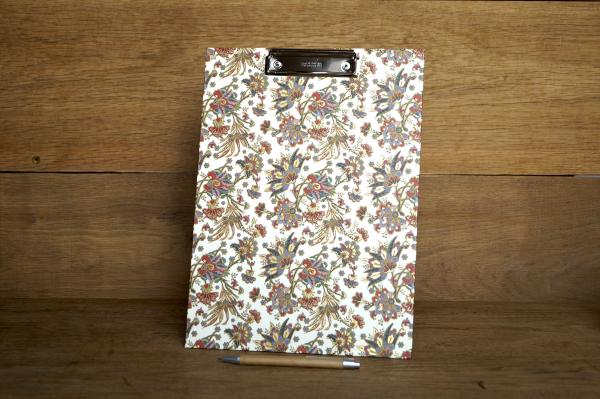 Solid clipboard by Schreibweise, handmade